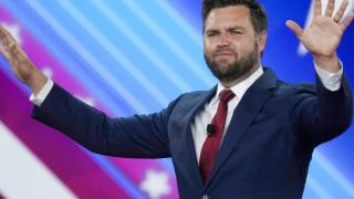 Джей Ди Ванс нападна словесно Камала Харис по време на дебюта си в кампанията