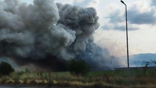 Проф. Георги Рачев обясни какво се случва с белия и черния облак над Елин Пелин БЛИЦ Live