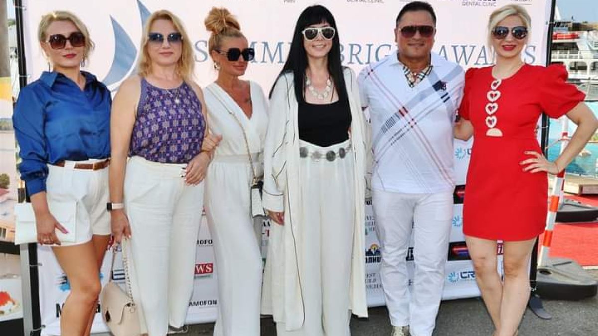 Наградиха туристическият бранш на Summer Bright Awards на яхта в морето СНИМКИ