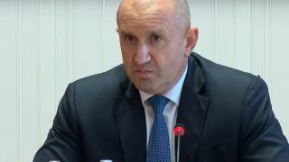 Президентът се обърна към главния виновник, към него е хвърлил спасителния пояс 