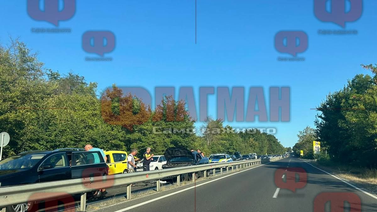 Стотици в капан на юг от Бургас ВИДЕО