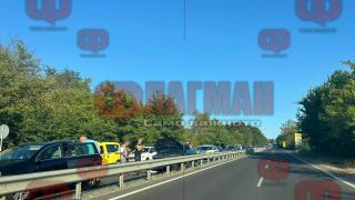 Стотици в капан на юг от Бургас ВИДЕО