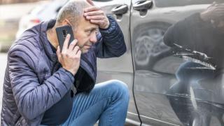 Голяма опасност дебне шофьорите пред молове и супермаркети, скубят ги за пари по тази изпитана схема 