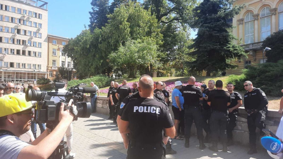 Жега на жълтите павета: МВР не е маша, Калин Стоянов направи неща, които от 20 години не са правени ВИДЕО