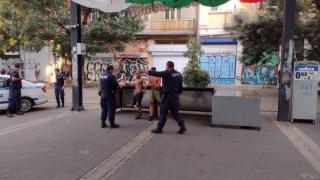 Бой и стрелба на Женския пазар в София, почерня от полиция СНИМКИ