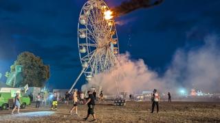 Огнен ад и писъци на умряло в Лайпциг: Пламна виенско колело, има много пострадали ВИДЕО и СНИМКИ 18+