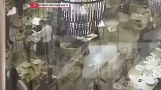 Крясъци, паника и бой: Ексклузивни КАДРИ от свирепия екшън с българи в Халкидики