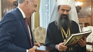 Знакова среща! Какво си казаха патриархът и американският посланик