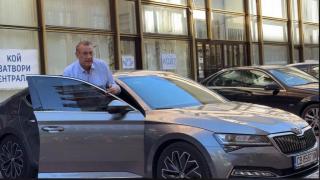 Ексклузивно! Вижте как Чакъров избяга от въпроса на БЛИЦ за източените от Доган 30 милиона лева! ВИДЕО