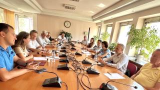 По-активно участие на държавата в икономиката искат партиите на обединената левица