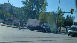 Меле край 1-во РПУ в столицата СНИМКА