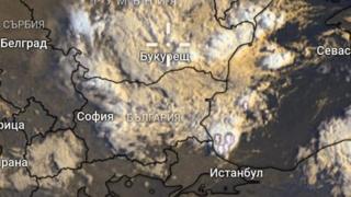 Ураган връхлита България? Синоптици казаха истинската прогноза за времето КАРТА