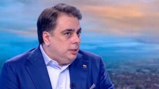 Асен Василев надминал с лъжите дори и себе си