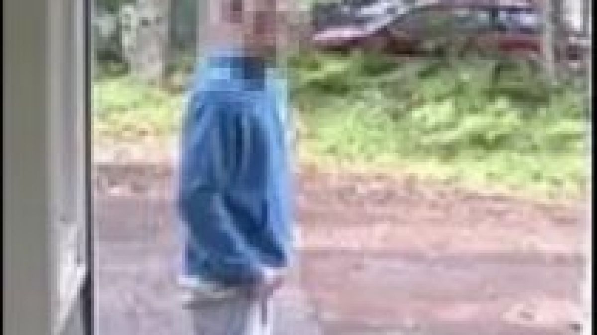 Апаш се намъкна в празна къща, последвалото е смайващо СНИМКИ 