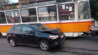 Адско меле на ключов столичен булевард СНИМКИ 