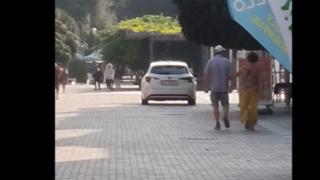 Мрежата пламна след тази изцепка на шофьор в центъра на Варна СНИМКА