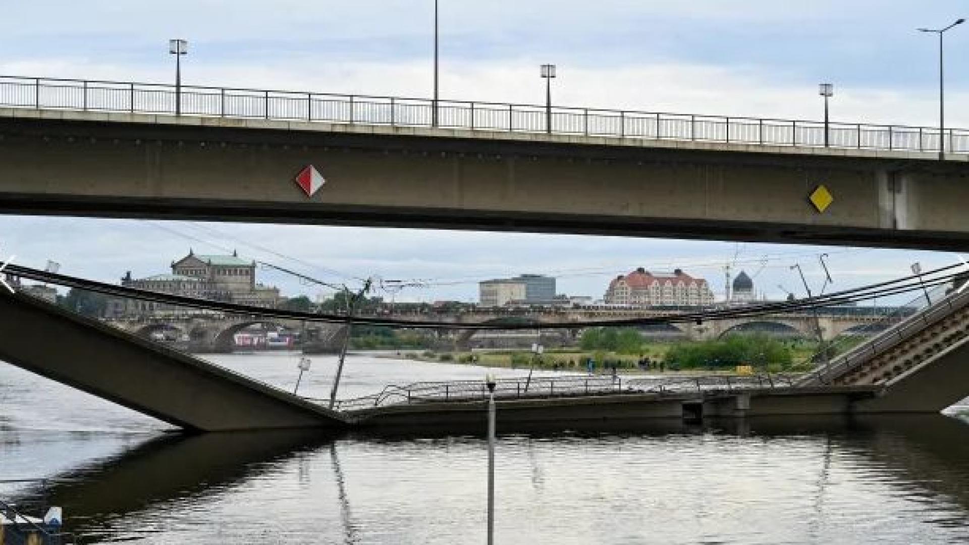 Ужас в Германия, рухна един от най-важните мостове ВИДЕО