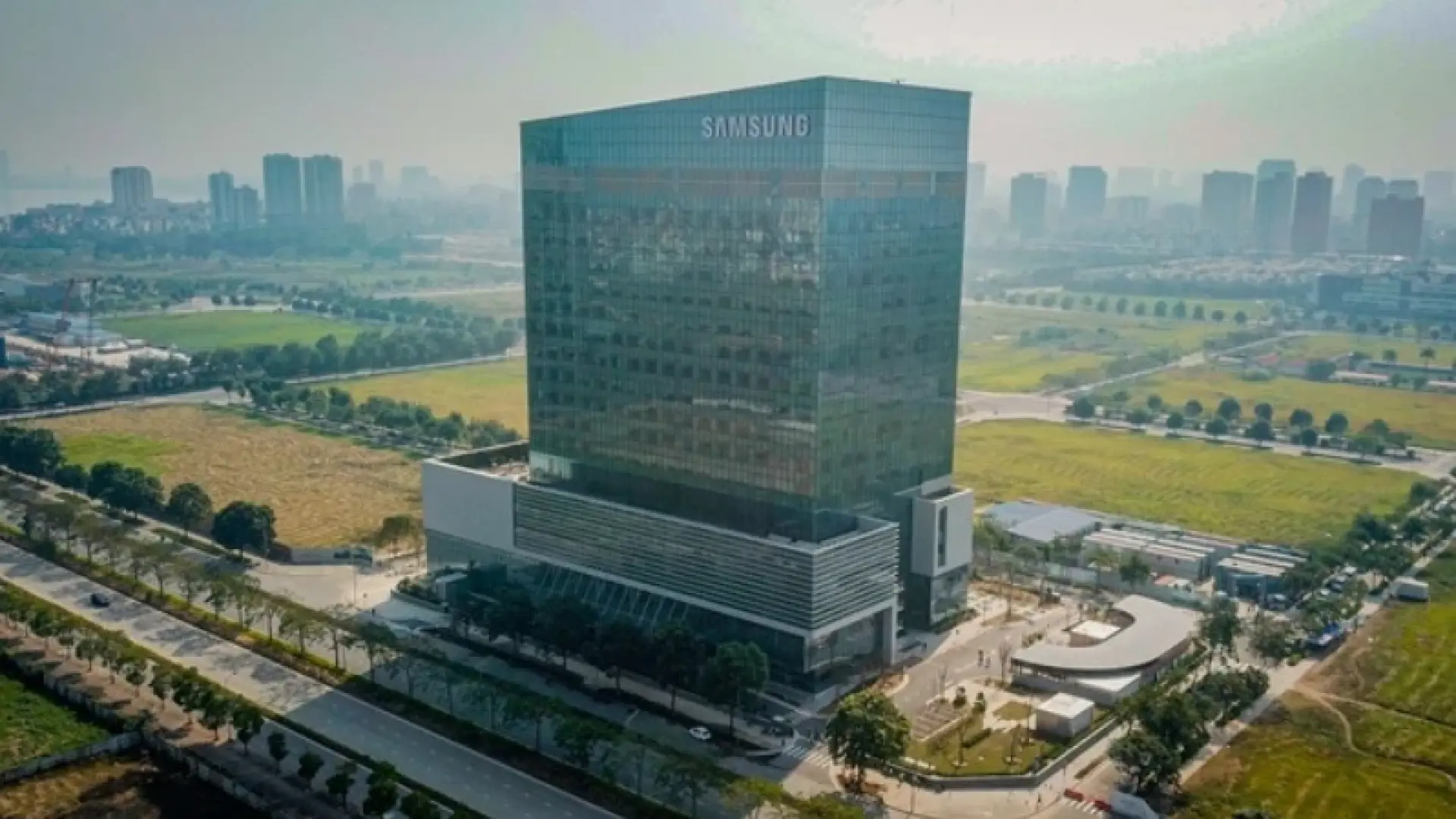 Криза удари технологичен гигант, стартират масови съкращения! 