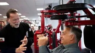 Орбан подпали мрежата с тази СНИМКА 