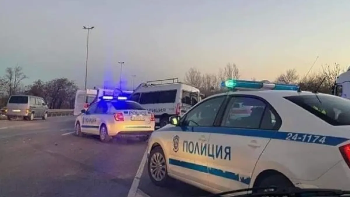 Шофьор на черно "Ауди" направи немислимото, за да избяга от ченгетата, а накрая...