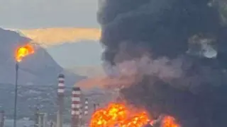 Ад край Атина след мощна експлозия, евакуират наред ВИДЕО 