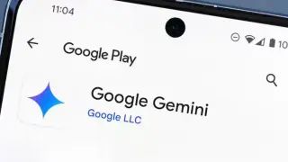 Gemini AI Voice на Google вече е безплатна за Android потребителите