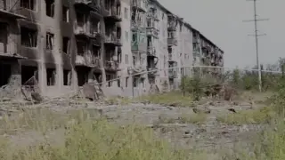 „Зловеща екскурзия“: Войници от ВСУ показаха как изглежда Часов Яр ВИДЕО