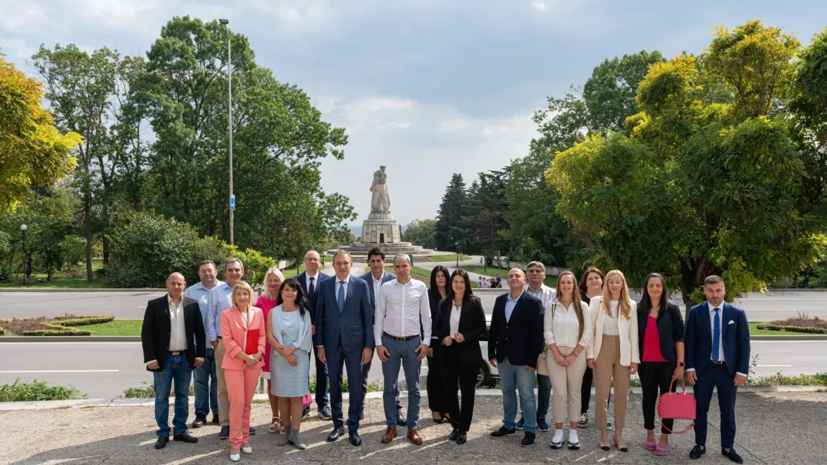 В Деня на независимостта „БСП – ОБЕДИНЕНА ЛЕВИЦА“ се регистрира за вота във Варна
