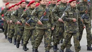 Още една държава на Балканите връща казармата