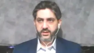 ВИДЕО 18+ запечата как журналист пострада в ефир при удар в Ливан