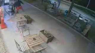 Аутопсия установи причината за смъртта на жената, пребита от тийнейджър в Перник