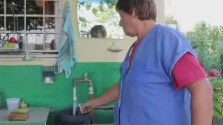 В това село хората едва дочакаха водата, но когато дойде им прилоша
