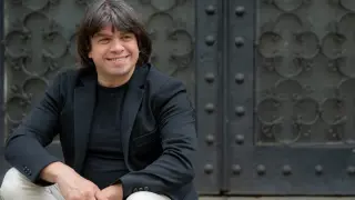 Секретна операция: Арестуваха известен роден музикант, намесени са много пари