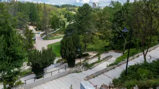 Заговарят момичета и си го вадят пред деца: Добрич пропищя от тези тримата, а полицията...