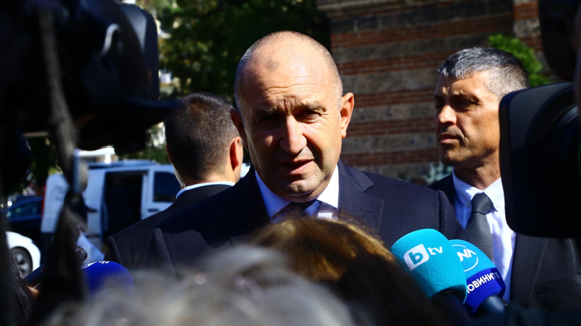 Румен Радев с трогателни думи за Краси от "Акага"