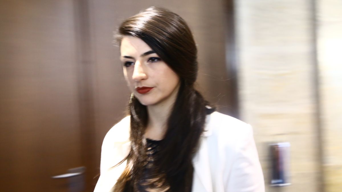 Лена Бориславова го закъса здраво, НС я сече жестоко за имунитета