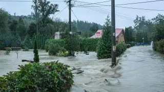 Повишен риск от наводнения в Северозападна България: Очакват се нови интензивни валежи