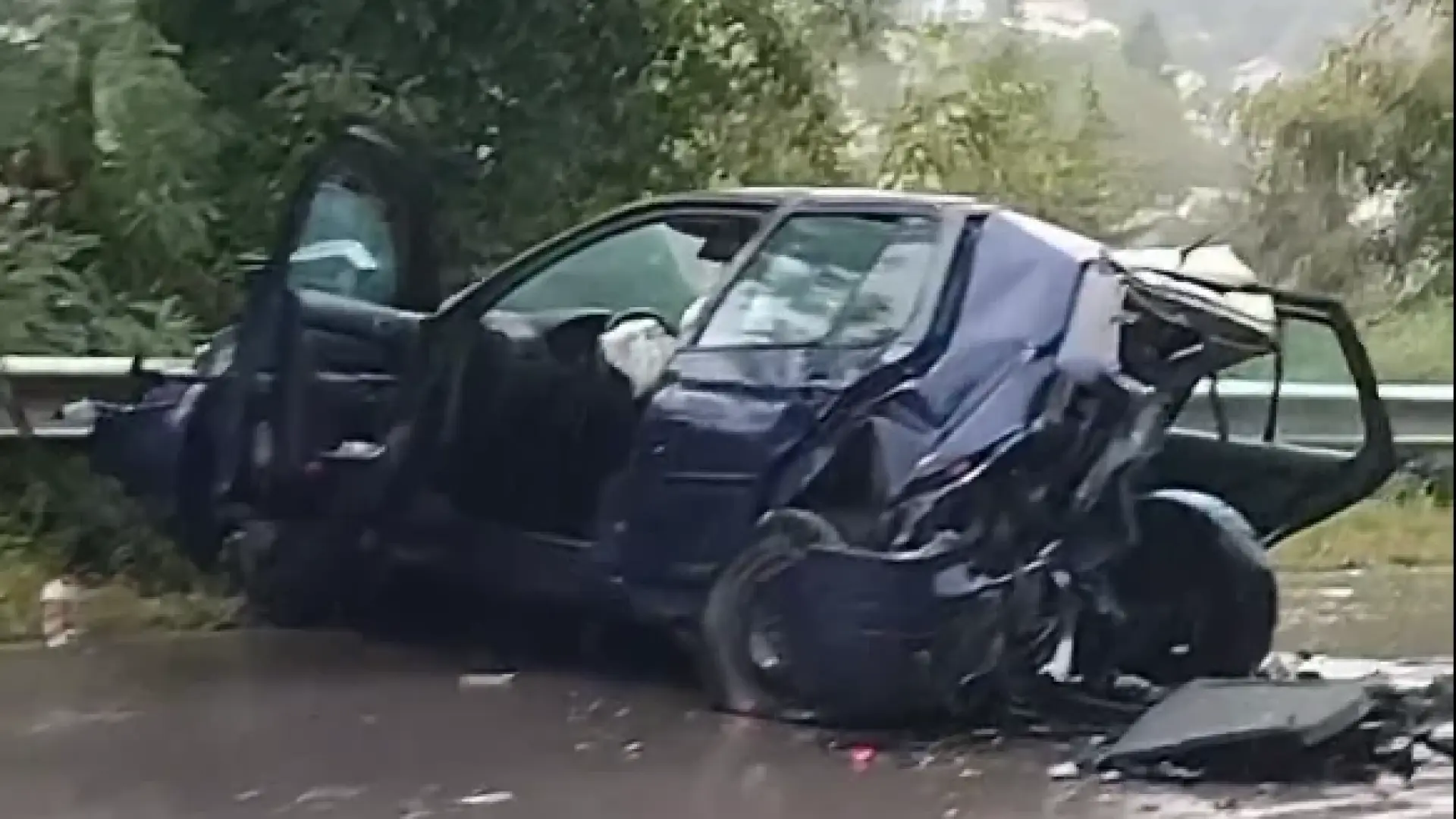 Само в БЛИЦ: Покъртителни подробности за кървавия ад с труп в Пловдив