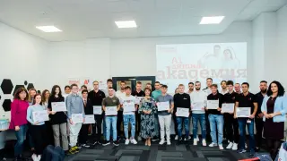 25 ученици и студенти получиха сертификати за успешното завършване на А1 Лятна академия