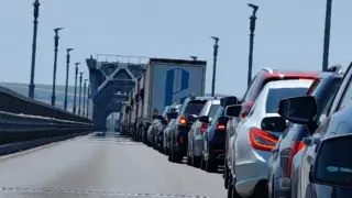 Тежко им на тези шофьори край Дунав мост