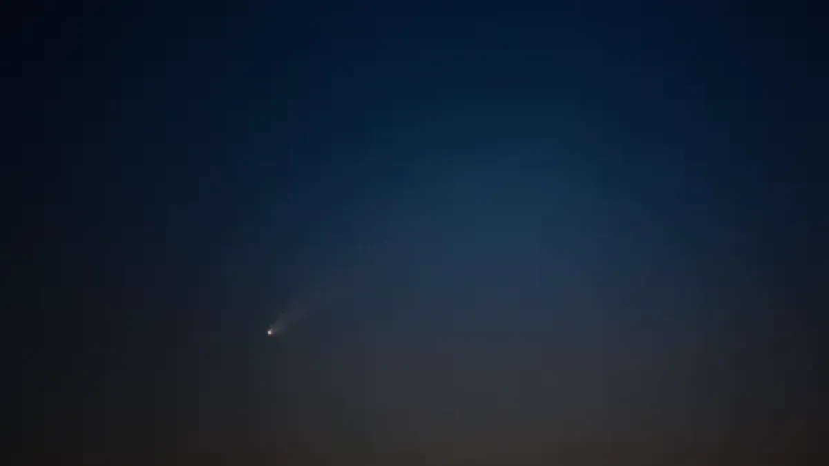 Важно! Задължително погледнете към небето днес в 19:40 часа СНИМКИ