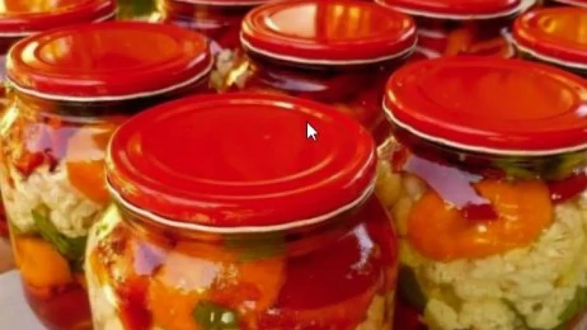 Вкусна и хрупкава туршийка за зимата, става за минути! 