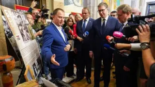 След две години: Вучич вдигна телефона и звънна на Путин, обеща му да няма санкции ВИДЕО