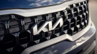 Kia представи невиждан досега по технологии хибрид, а цената... 