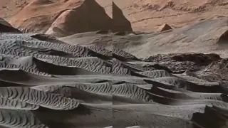 Марсоход засне най-подробния изглед на марсиански дюни досега ВИДЕО