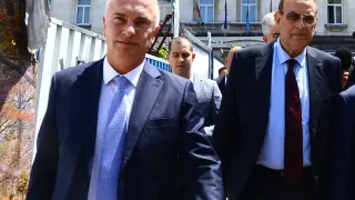 Страшен скандал: Доган действал зад гърба на Чакъров и Джиджи преди щурма в Боянските сараи