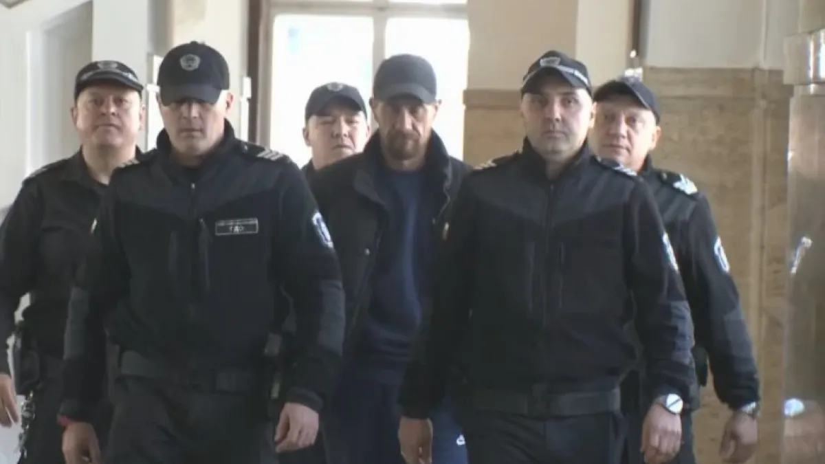 Собственикът на балона шокира с първите си думи след смъртта на парашутиста СНИМКИ