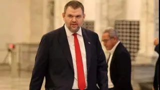 Пеевски: Ако една държава не може да спаси едно предприятие, с какво може да се справи!? 