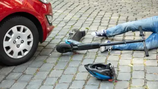 Зверски мелета с тротинетки смразиха наш областен град: две деца са потрошени, момиче е с опасност за живота