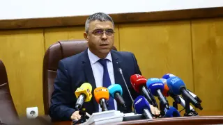 Престрелката продължава: МВР министърът отговори на Радев